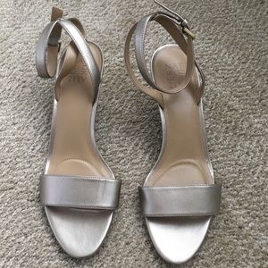 Naturalizer 11N Tinda Kitten Heel